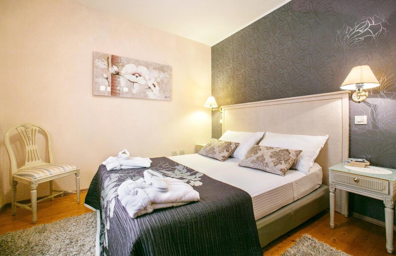 Golden view luxury apartment Maslinica Buitenkant foto
